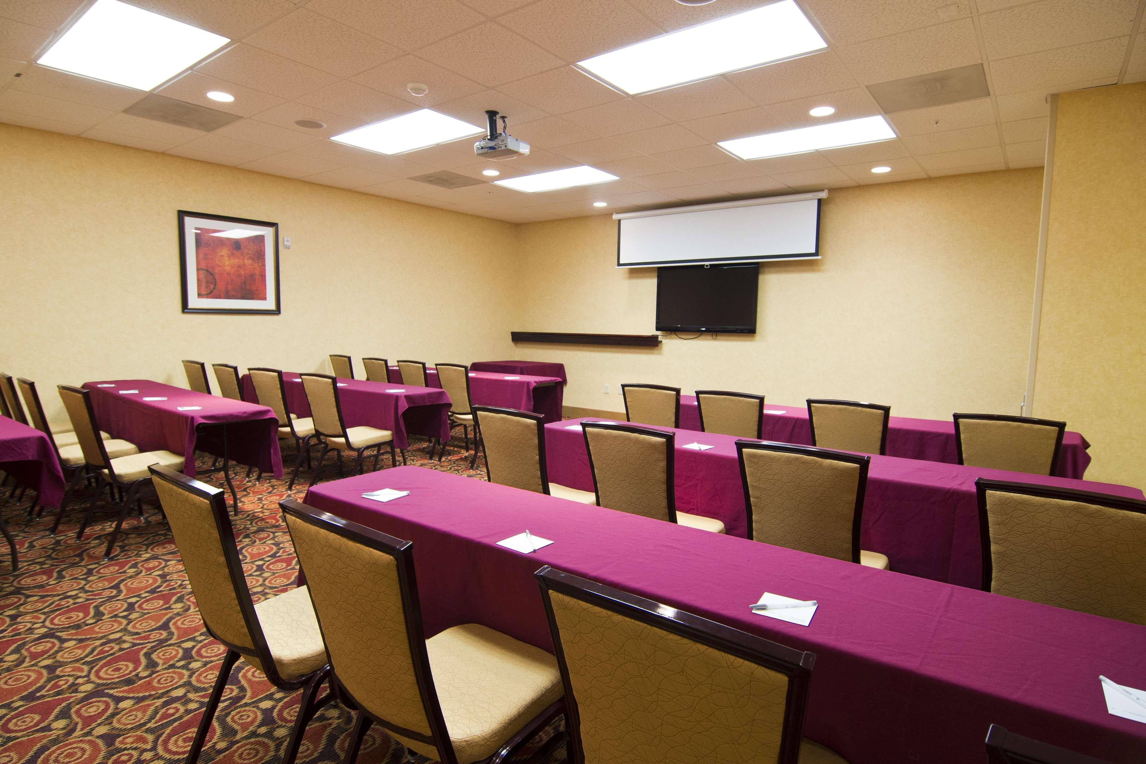 Hampton Inn & Suites Orlando International Drive North Perniagaan gambar