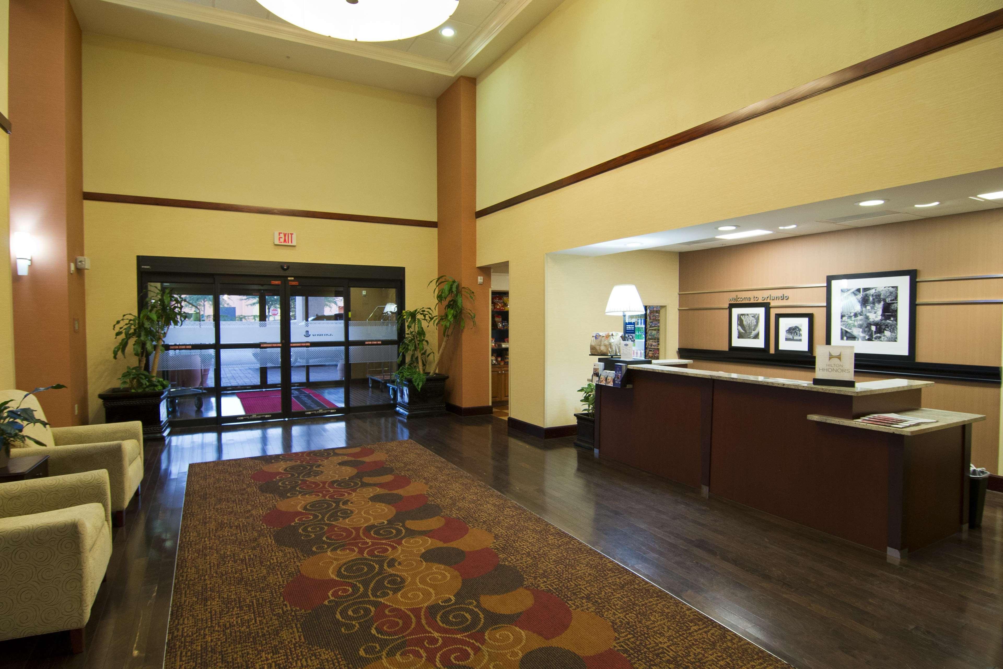 Hampton Inn & Suites Orlando International Drive North Dalaman gambar